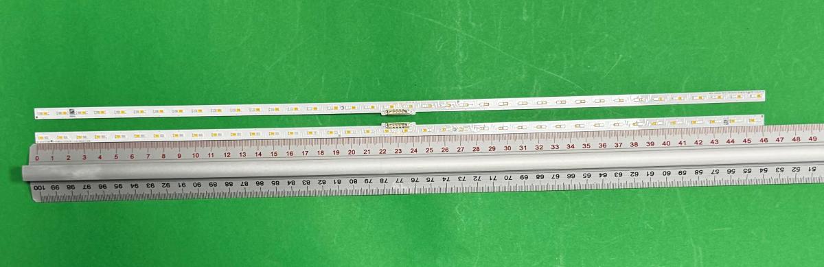 Zestaw listew LED do naprawy podświetlenia telewizora SAMSUNG 43"  zestaw 2szt X V0T6-430SM0-R0 19.11.06 BN96-50381A BN96-50330A BN61-15482A , 38LED , 462MM , 3V ,