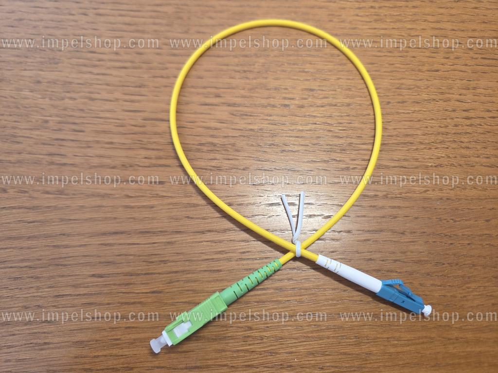 Patchcord SM G652D, Simplex, 3.0mm, SC/APC - LC/UPC, 0,5m