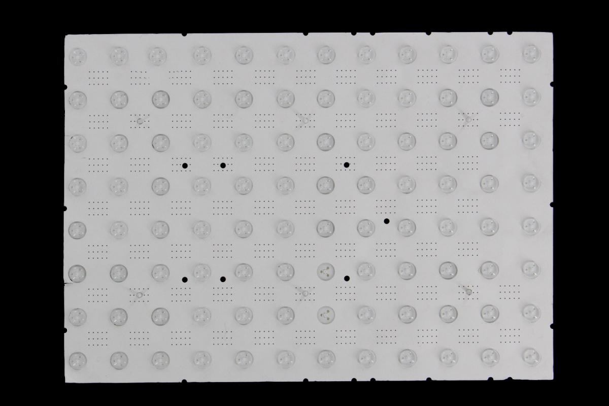 Zestaw listew LED do naprawy podświetlenia telewizora  HISENSE " zestaw  x 18Y_Q9S_65_LED_LD_PCB BN41-0268A